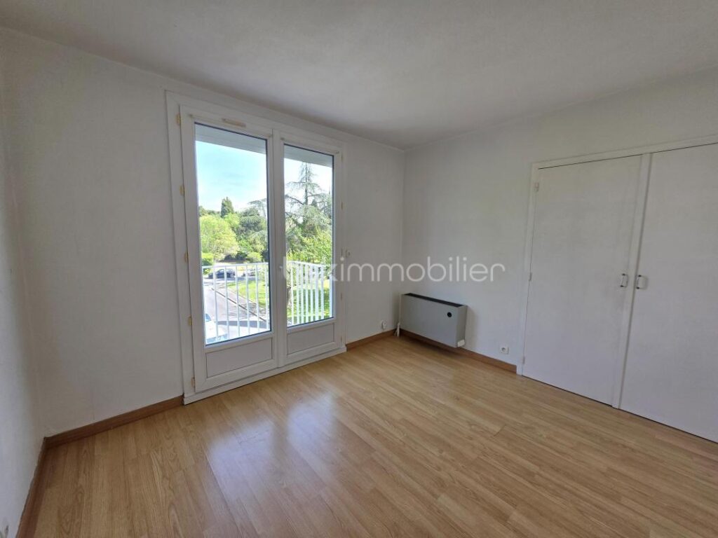 À VENDRE : T3 LUMINEUX & FONCTIONNEL – BRUGES CENTRE – 3 pièces – 2 chambres – 63 m²