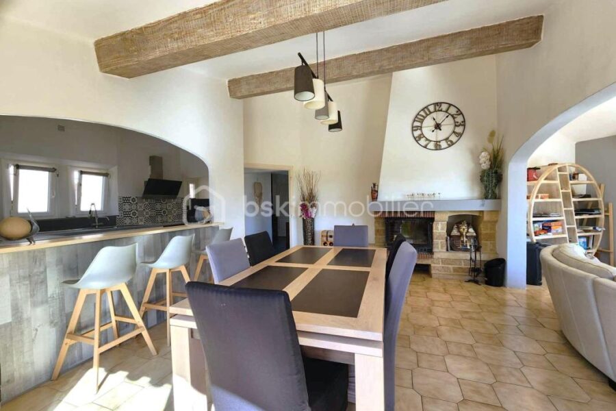 Maison à vendre à Tourbes