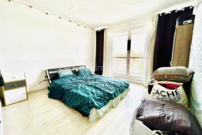 *** Nouveauté : Idéal premier achat ou rentabilité attractive pour investisseur ! Appartement 4 pièces très lumineux avec balcons, situé au cœur d&rsquo;un secteur recherché de la ville de Sens*** – 4 pièces – 2 chambres – 97 m²