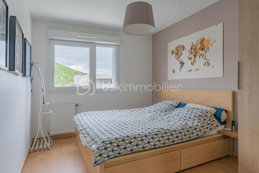 Appartement T3 avec garage – vue imprenable sur la Dent du Chat – 3 pièces – 2 chambres – 63 m²
