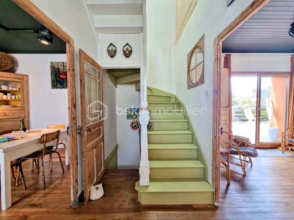 Treffiagat – Maison de famille entre mer et lumière – à 345 m de la plage, grande terrasse – 4 pièces – 3 chambres – 115 m²