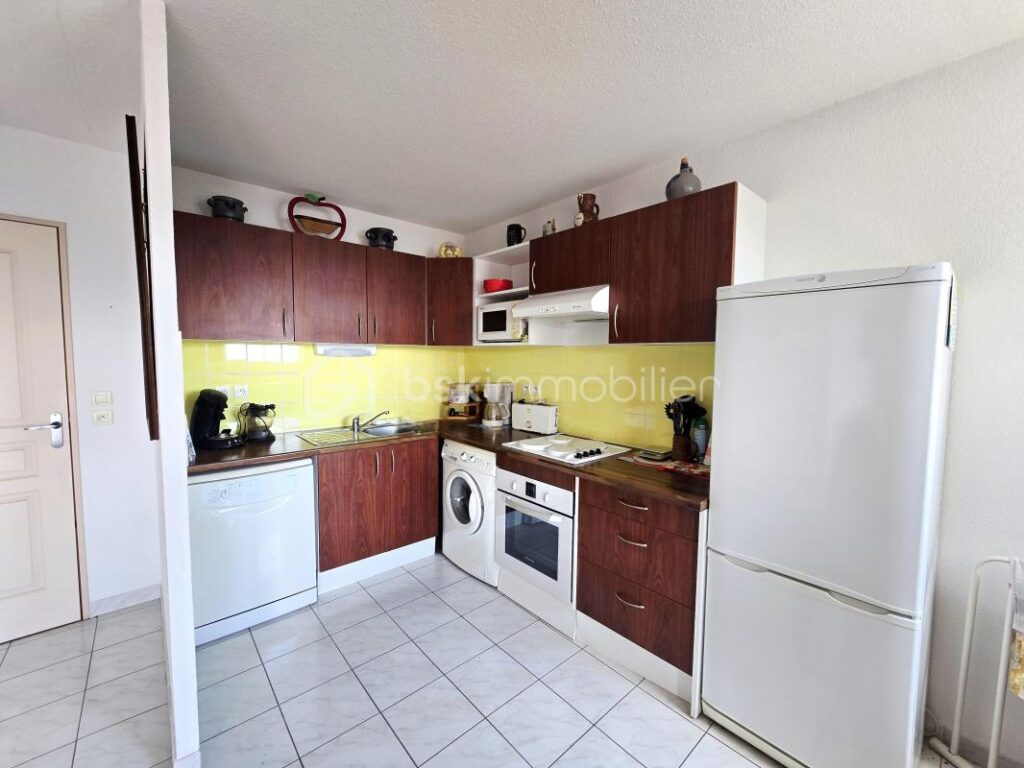 EN EXCLUSIVITÉ – VUE ÉTANG – PLACE PRIVATIVE – 3 pièces – 2 chambres – 63 m²