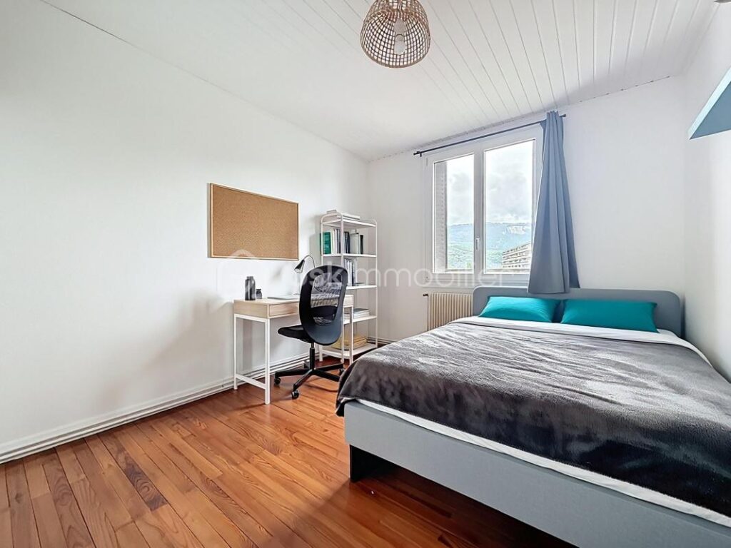 Appartement T4 de 67m2- DERNIER ÉTAGE + cave – 4 pièces – 3 chambres – 67 m²