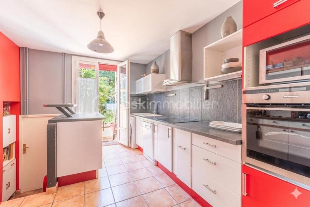 *** FARON *** MAISON AVEC VUE MER & DÉPENDANCE *** – 6 pièces – 4 chambres – 118 m²