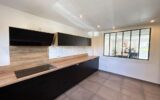 Maison contemporaine 2015 – 140m2 – 5,12 ares de terrain – 5 pièces – 4 chambres – 140 m²