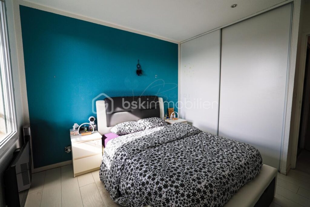 Appartement T2 bis – 54,40 m² – Dernier étage – Résidence sécurisée – 2 pièces – 1 chambre – 54 m²