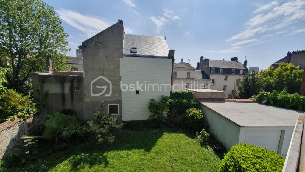 LES GOBELINS / APPARTEMENT DE 100M² / GARAGE / CAVE – 4 pièces – 2 chambres – 100 m²