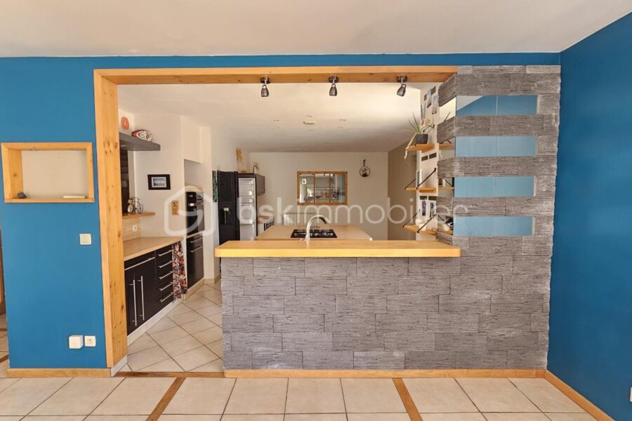 Maison à vendre à La roche des arnauds