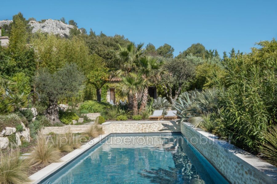Maison à louer à Eygalières