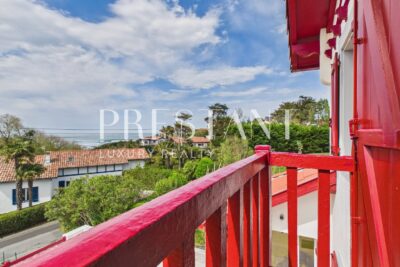 Maison – 6 pièces – 3 chambres – 130 m²