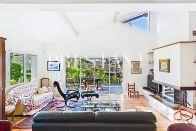 Maison – 5 pièces – 3 chambres – 161 m²