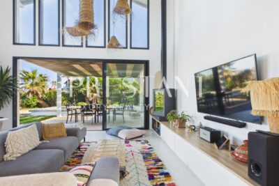 Maison – 5 pièces – 4 chambres – 180 m²