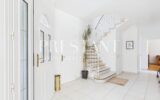 Maison – 6 pièces – 5 chambres – 240 m²