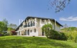 Maison – 6 pièces – 5 chambres – 240 m²
