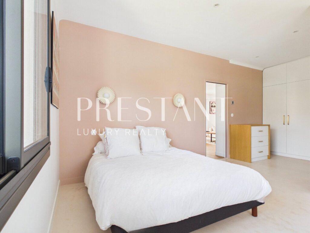 Maison – 7 pièces – NR chambres – 206 m²