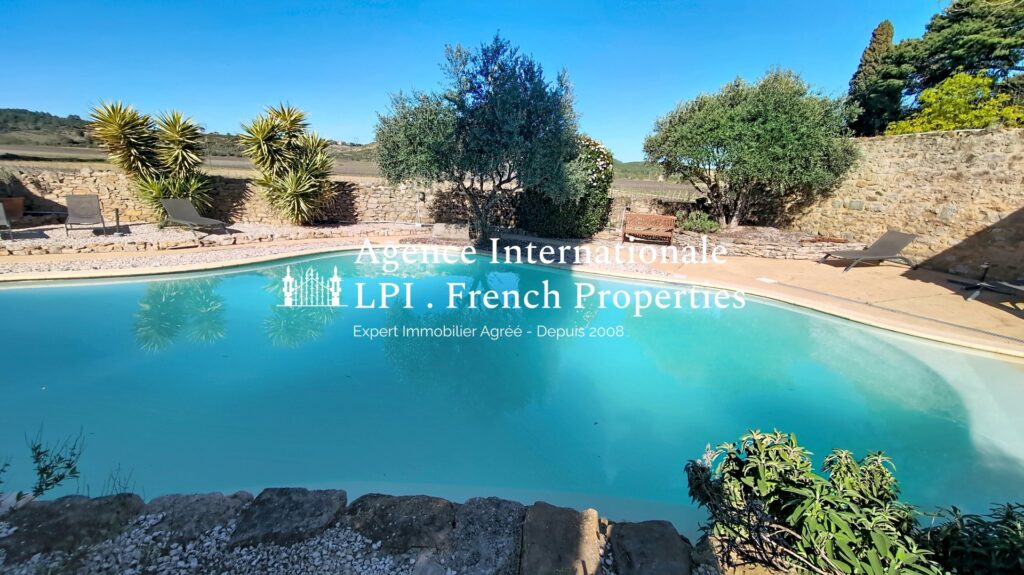 Maison bourgeoise – 12 pièces – 8 chambres – 360 m²