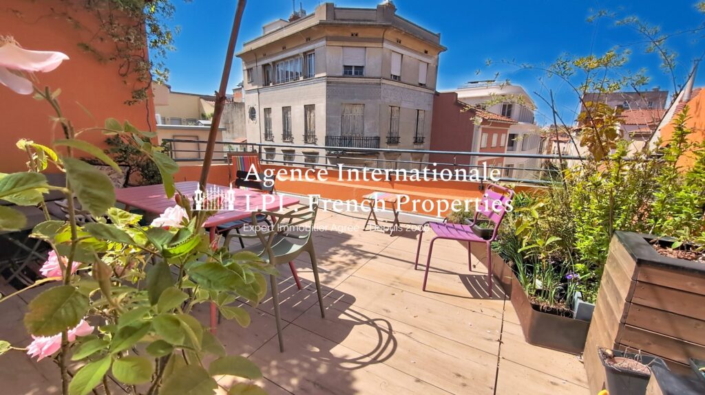 Appartement terrasse – 3 pièces – 2 chambres – 65 m²