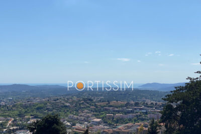 Terrain à vendre à Grasse