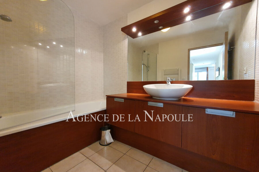 Appartement à vendre à Mandelieu-la-napoule