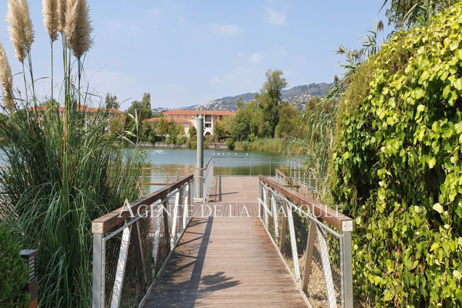 Appartement à vendre à Mandelieu-la-napoule