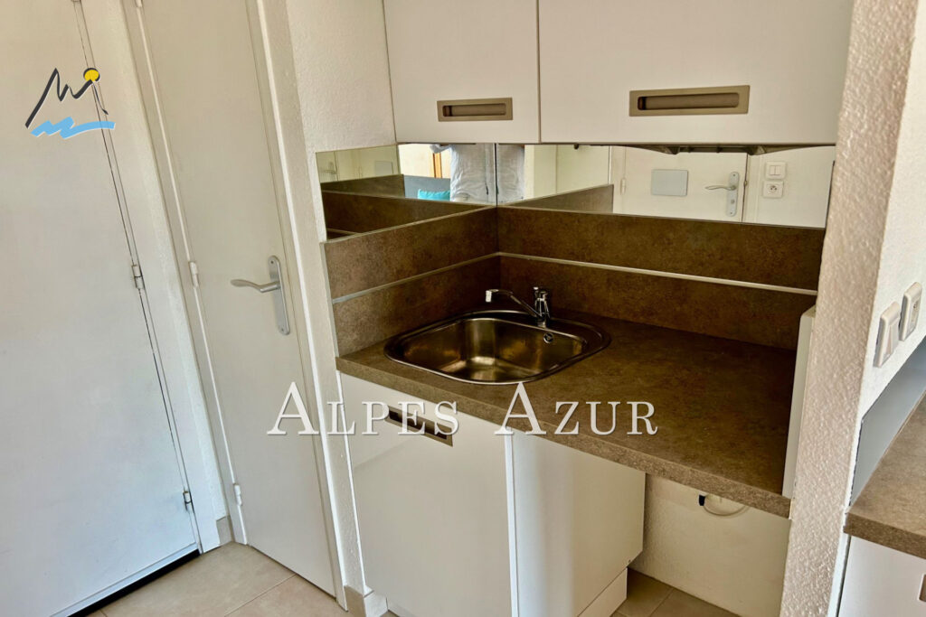 location appartement 1 Pièce(s) – 1 pièce – NR chambres – 16.86 m²