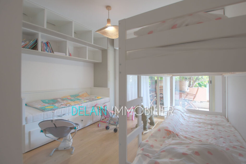 vente appartement 4 Pièce(s) – 4 pièces – 3 chambres – 104.00 m²