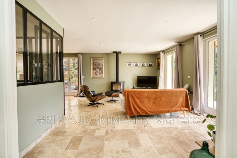Maison à vendre à La garde-freinet