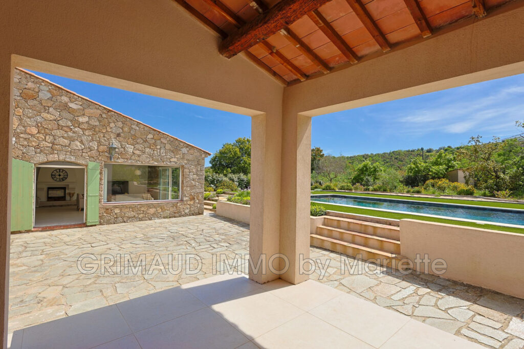 maison de campagne completement renovée avec 4 chambres, burea – 5 pièces – 4 chambres – 195.00 m²