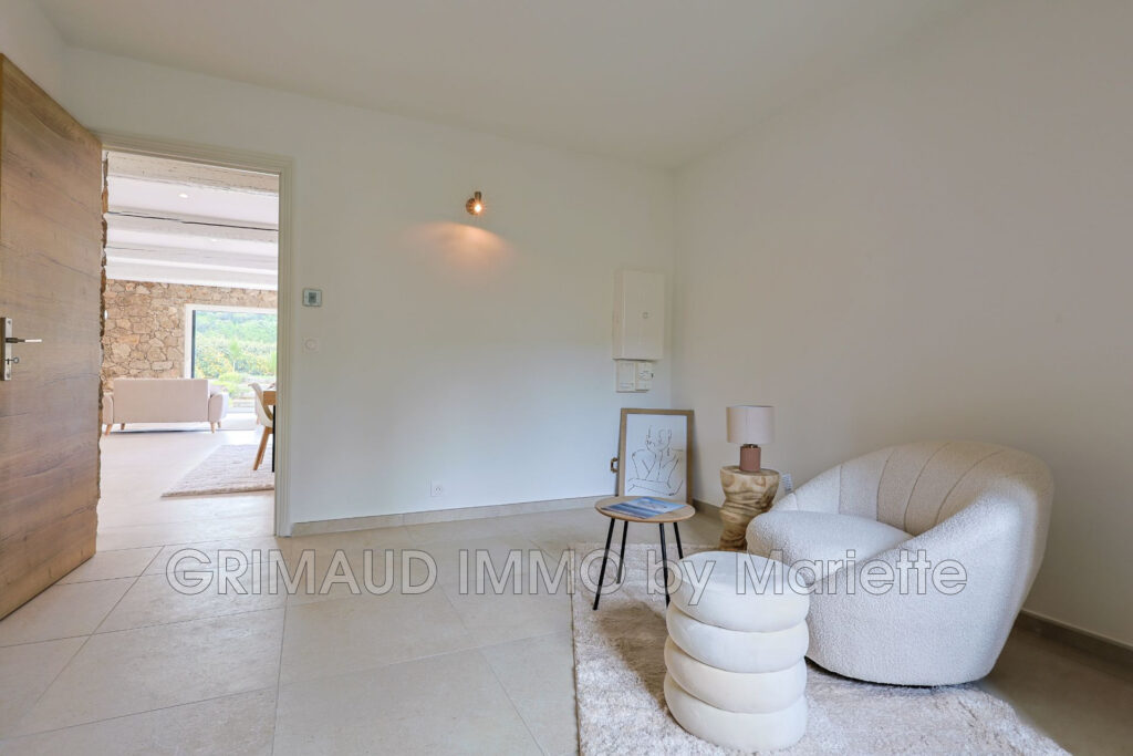 maison de campagne completement renovée avec 4 chambres, burea – 5 pièces – 4 chambres – 195.00 m²