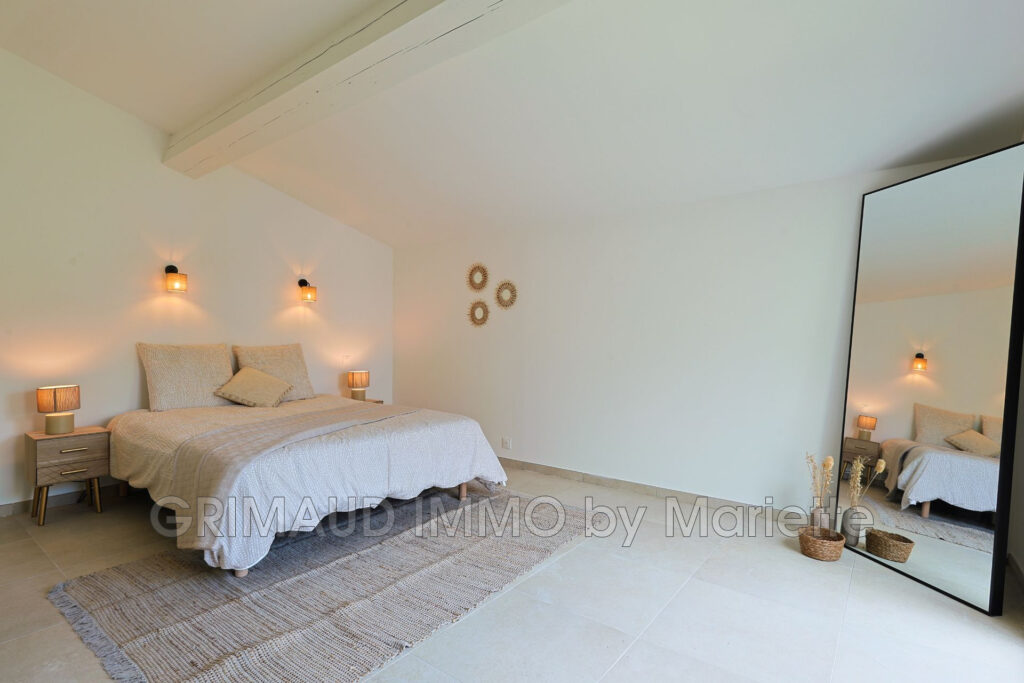 maison de campagne completement renovée avec 4 chambres, burea – 5 pièces – 4 chambres – 195.00 m²