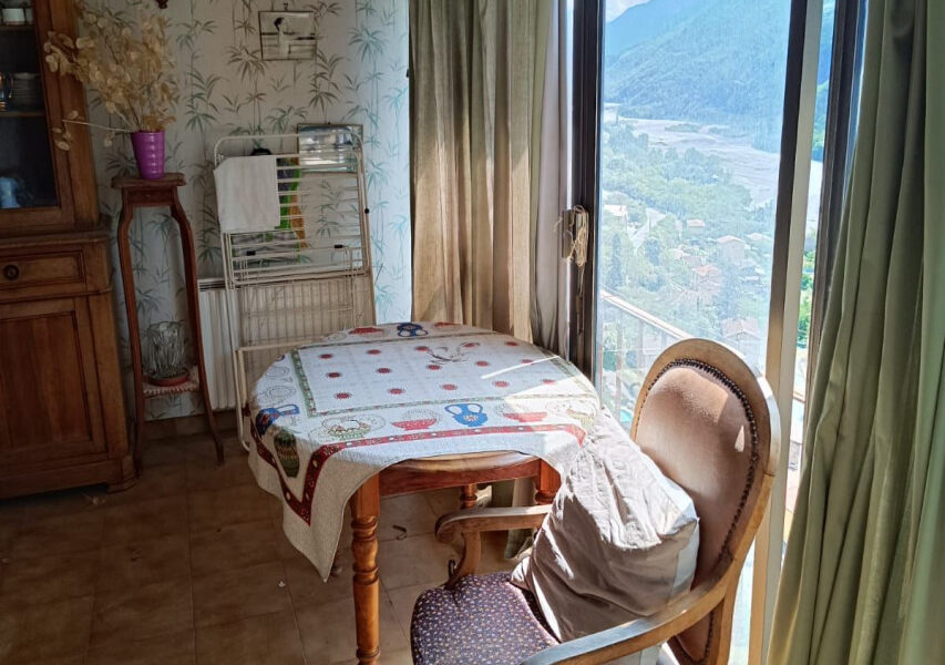 Appartement à vendre à Touët-sur-var