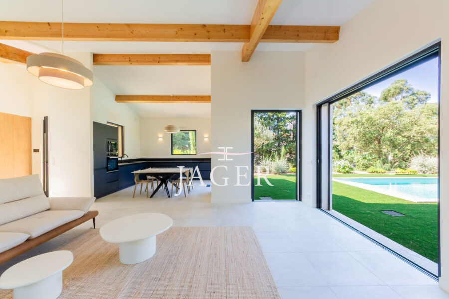 Maison à vendre à Sainte-maxime