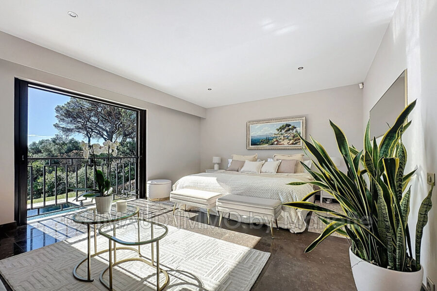 Maison à vendre à Sainte-Maxime — Vue mer — photo 11