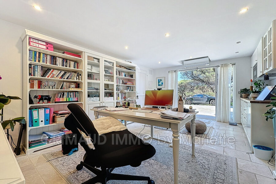 Maison à vendre à Sainte-Maxime — Vue mer — photo 17