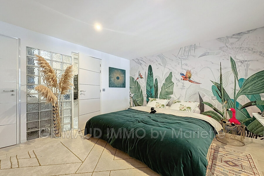 Maison à vendre à Sainte-Maxime — Vue mer — photo 18