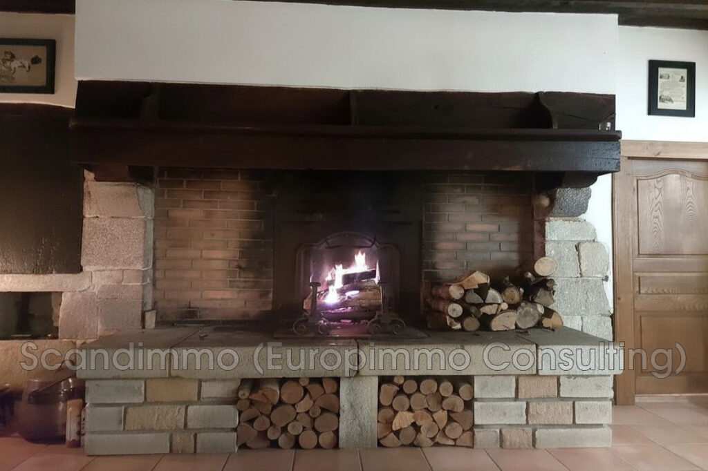 vente maison 8 Pièce(s) – 8 pièces – 6 chambres – 211.56 m²