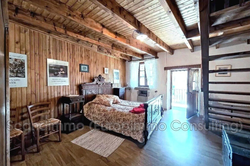 vente maison 8 Pièce(s) – 8 pièces – 6 chambres – 211.56 m²