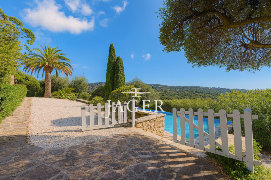 Maison à vendre à Les issambres