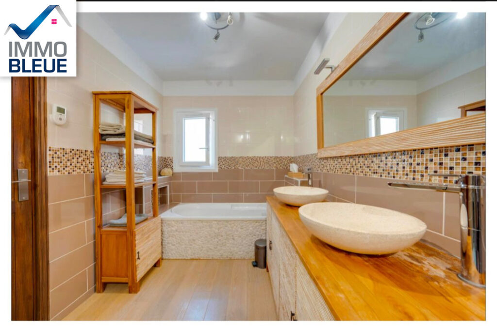 vente maison 5 Pièce(s) – 5 pièces – 4 chambres – 240.00 m²