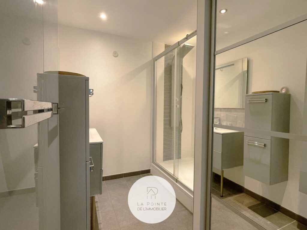 Appartement T4 à Saint-Brieuc avec vue imprenable sur la baie et la ville – 4 pièces – 2 chambres – 73.57 m²