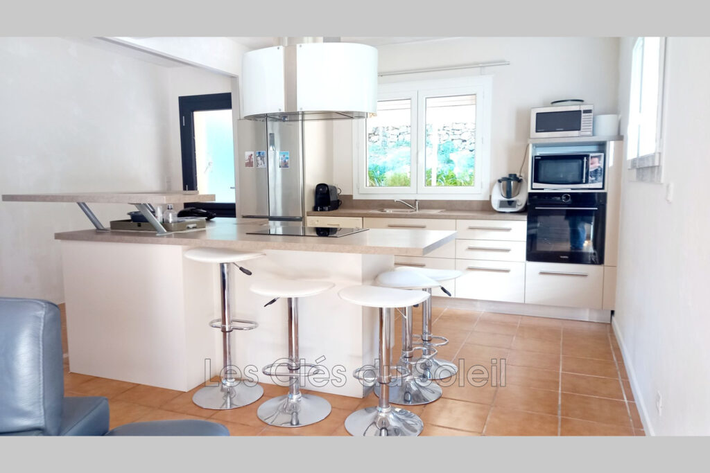 vente maison 4 Pièce(s) – 4 pièces – 3 chambres – 130.00 m²