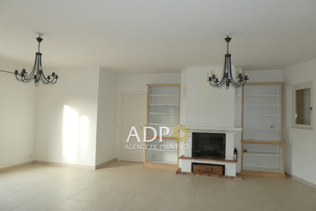 location maison 3 Pièce(s) – 3 pièces – 2 chambres – 98.97 m²
