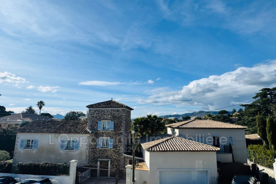 Appartement à vendre à Cannes — Vue sur la ville — photo 5