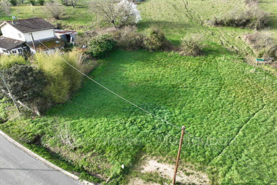 Terrain à vendre à Villebrumier