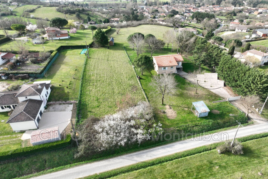 Terrain à vendre à Villebrumier