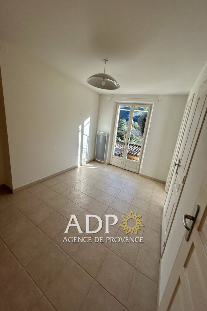 location maison 3 Pièce(s) – 3 pièces – 2 chambres – 98.97 m²