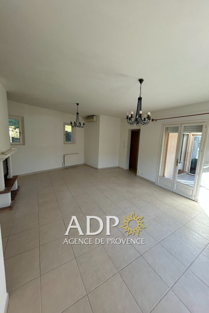 location maison 3 Pièce(s) – 3 pièces – 2 chambres – 98.97 m²