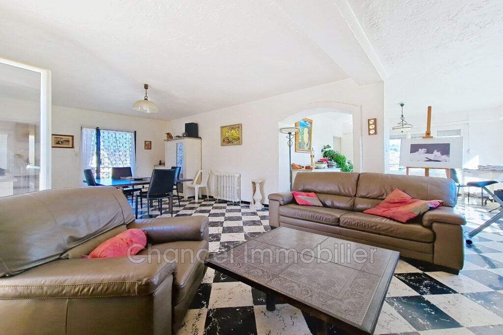 vente maison 6 Pièce(s) – 6 pièces – 5 chambres – 201.00 m²