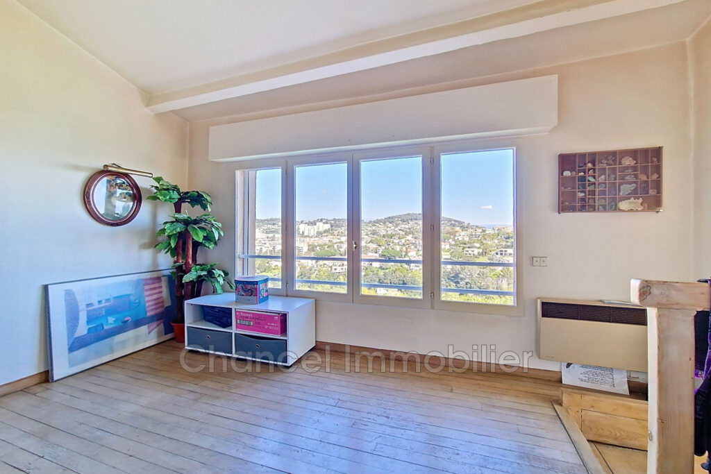 vente maison 6 Pièce(s) – 6 pièces – 5 chambres – 201.00 m²