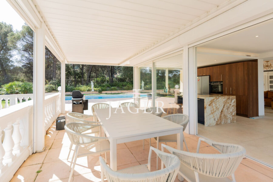 Maison à vendre à Sainte-maxime